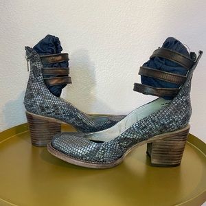 Free Bird Randi Heels